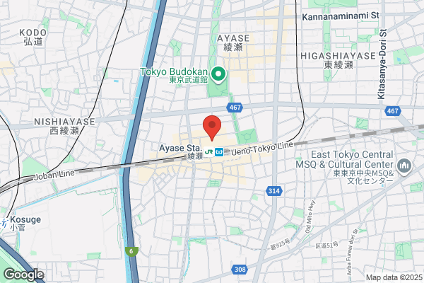 TSUTAYA BOOKSTORE EQUiA 北千住北店