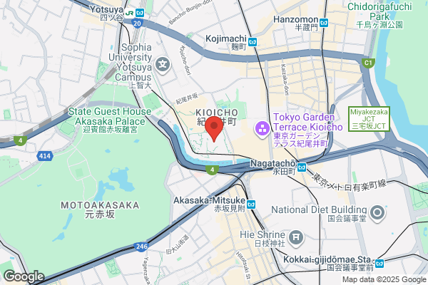 Hoya Crystal Gallery, the New Otani Shop