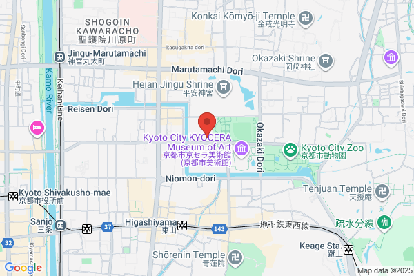 TSUTAYA 鶴見西口バスターミナル店