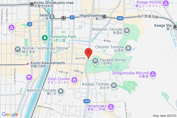 レンタルきもの岡本　八坂神社店