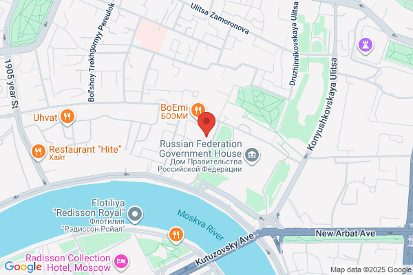 ロイヤルホスト八戸の里店